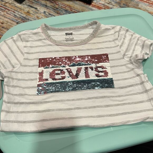 Girls Levi’s/Love sequined t-shirt  - Picture 1 of 4